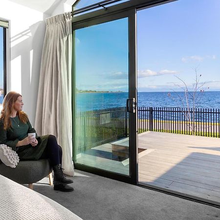 Absolute Lakefront House Таупо Экстерьер фото
